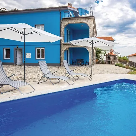Pet Friendly In With Wifi Apartment